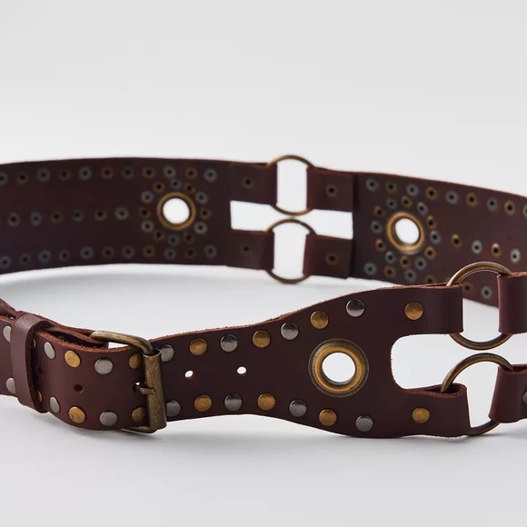 URBAN OUTFITTERS Double-Strap Studded Belt - Picture 3 of 3